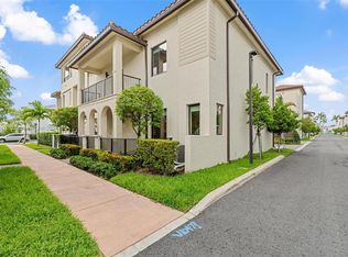 4785 NW 83rd Ct, Doral, FL 33166