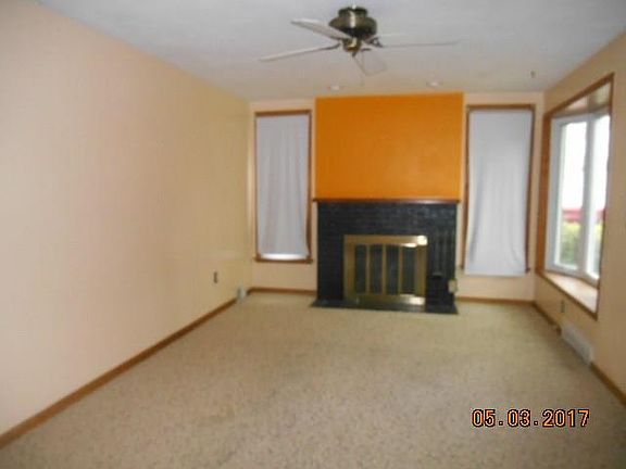 5th image of 3229 Pine Ave