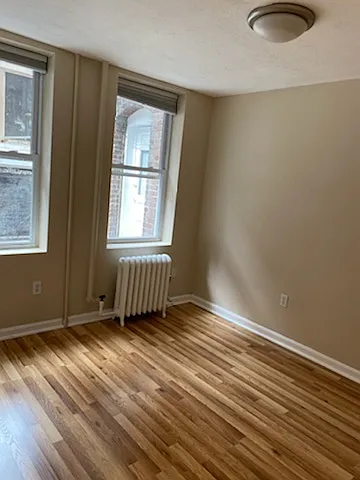 220 Hanover St #5 — Photo 22