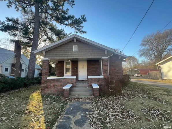221 N 22nd St, Murphysboro, IL 62966