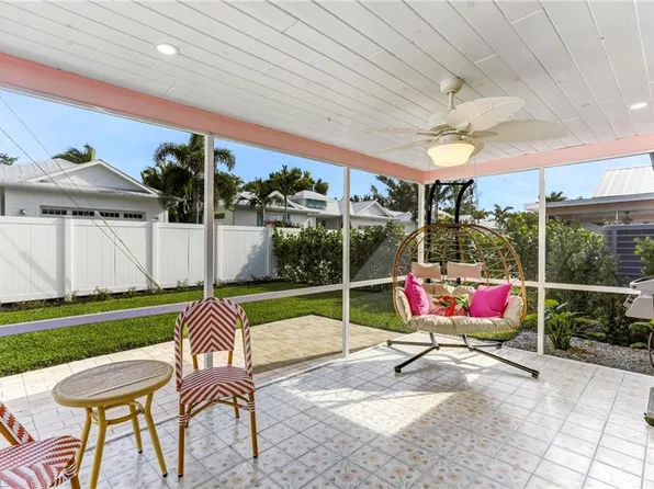 1793 Smugglers Cv #B, Naples, FL 34112