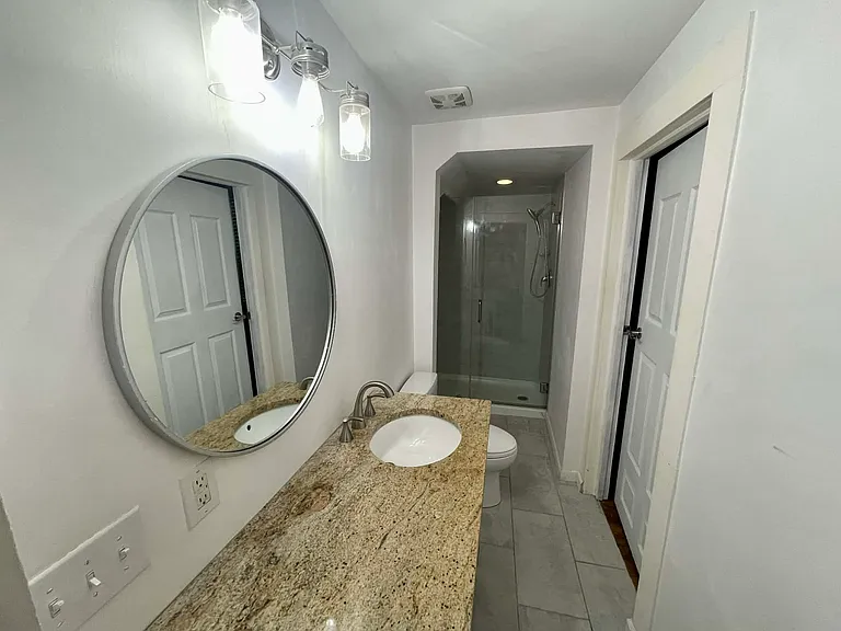628 Rutledge Ave — Photo 7