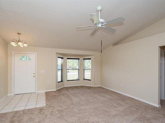 4th image of 726 Stevelynn Cir