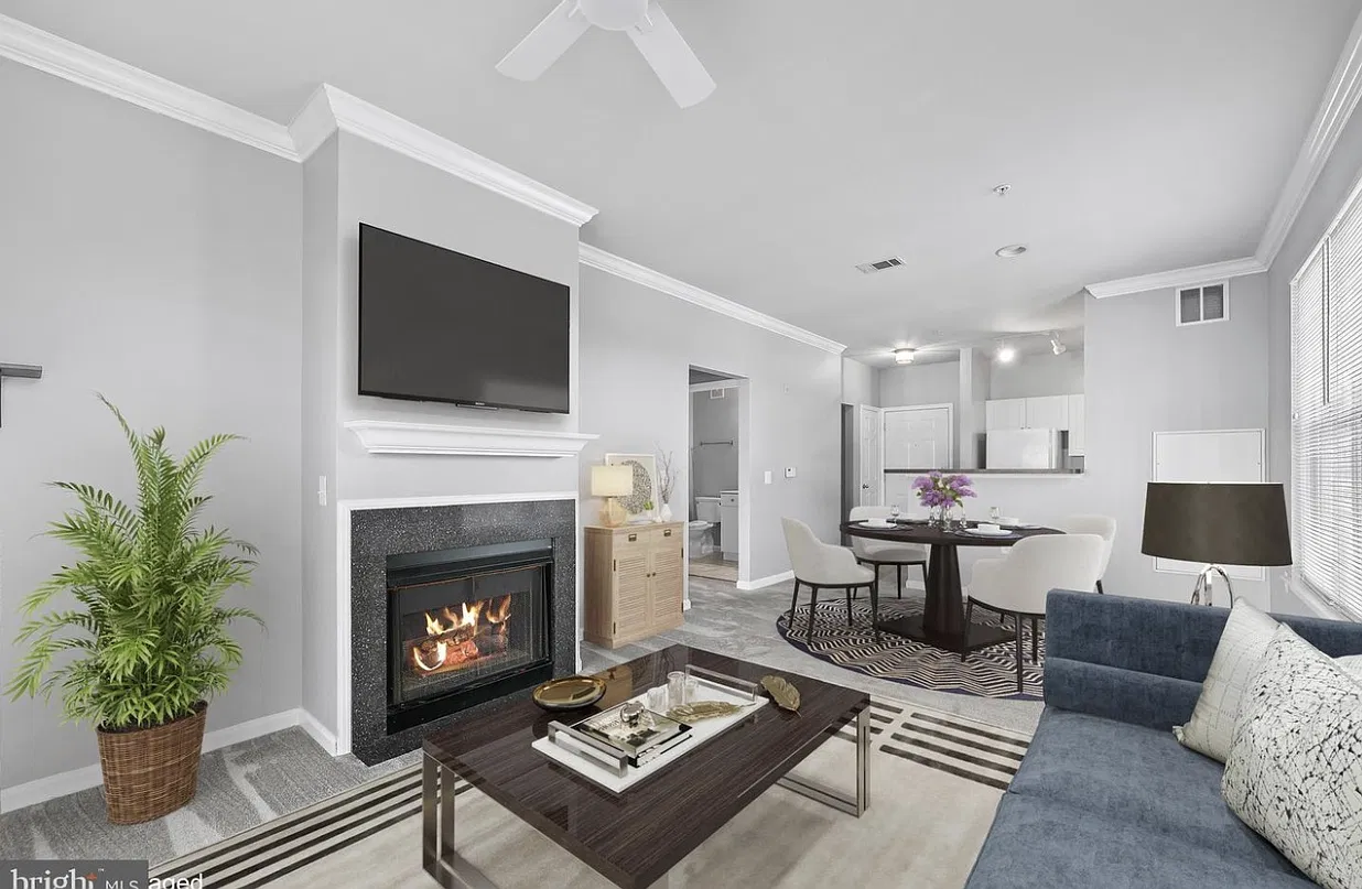 1 bed, 744 sqft, $1,980 — Photo 1