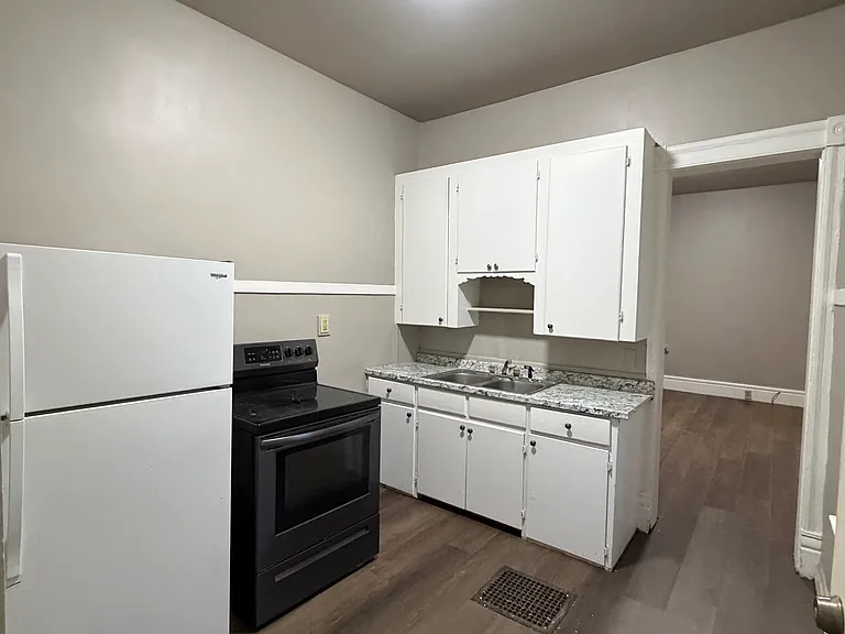 6018 14th Ave #3 — Photo 1