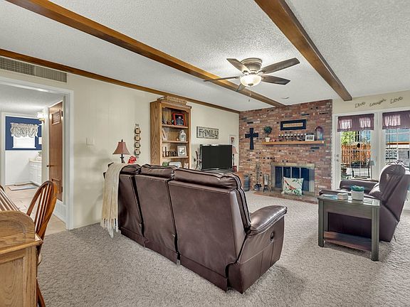 5th image of 1507 Spur Ave