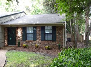 223 Parkbrook Cir, Tallahassee, FL 32301