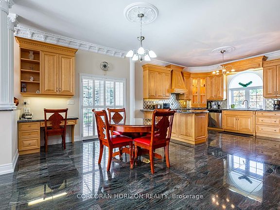 4th image of 16 Rosegarden Dr