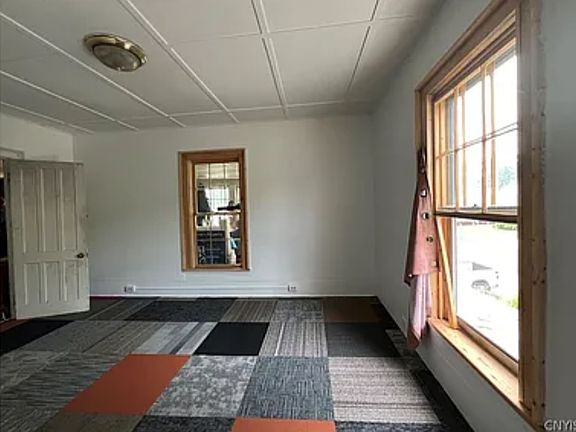 4th image of 1119 Valley Dr #1119