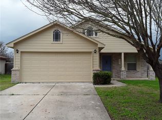 215 Katy B Ln, Bastrop, TX 78602