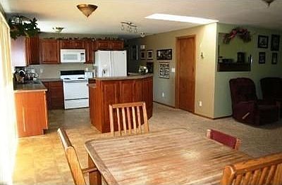 2nd image of 267 Woodard Rd