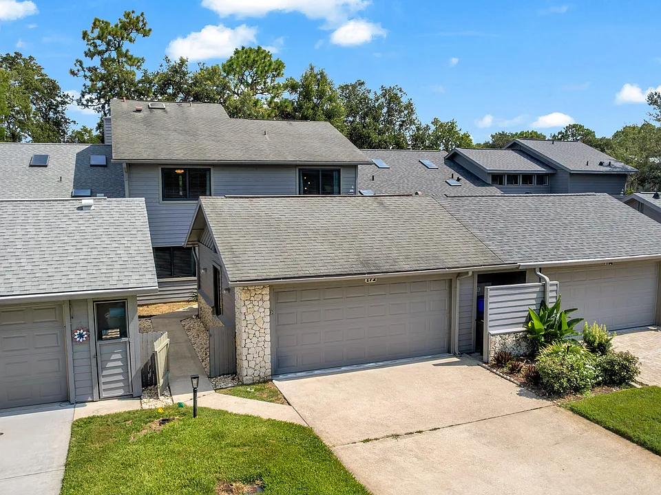 172 Deer Lake Cir