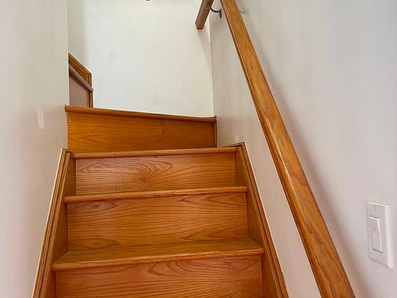 5th image of 21526 50th Ave Floor 2