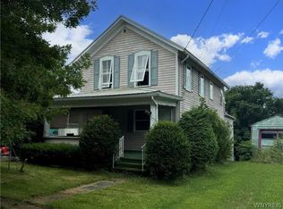 65 Perry St, Gowanda, NY 14070