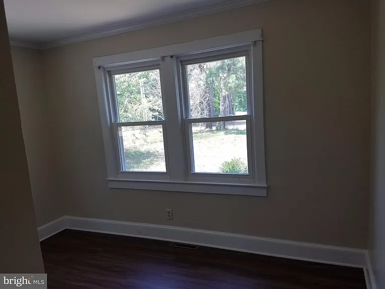 10118 Dahlgren Rd — Photo 6