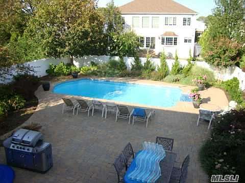 2nd image of 3165 Lee Pl