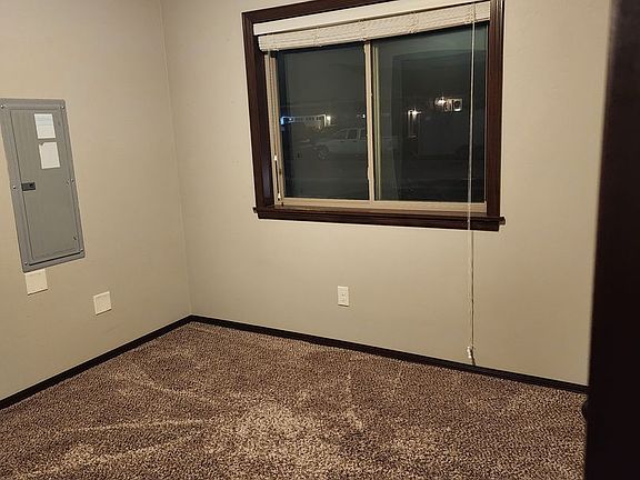 5th image of 4211 N Pennsylvania Ave