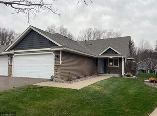 734 Echo Shores Ct, Saint Paul, MN 55115
