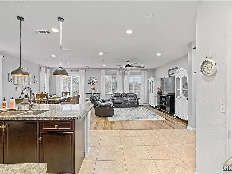 5809 Grizzly Peak Dr — Photo 9