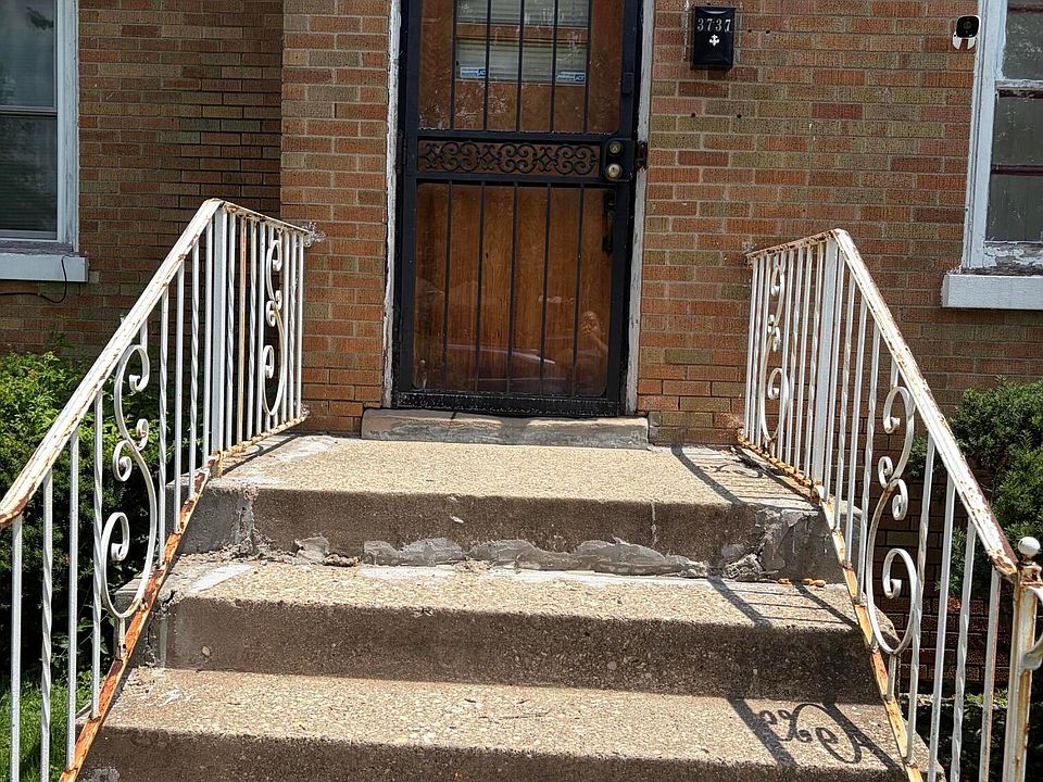 1st image of 3737 Washington St