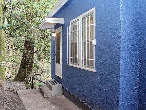 3rd image of 2356-2366 SW Cactus Dr #2364