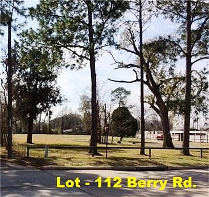 2nd image of 112 Berry Rd
