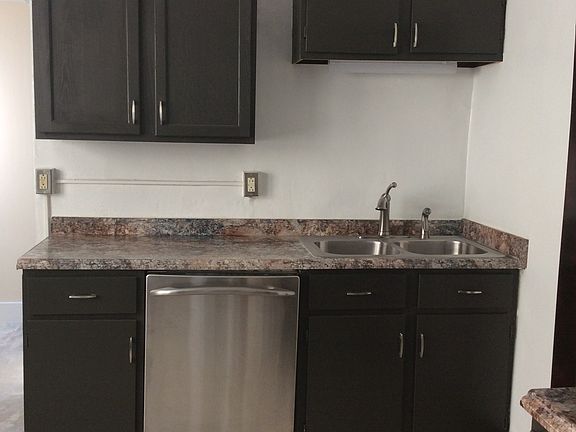 3rd image of 1441 Bolton St