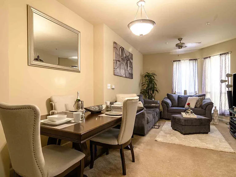 Princeton Court Senior Residences — Photo 4
