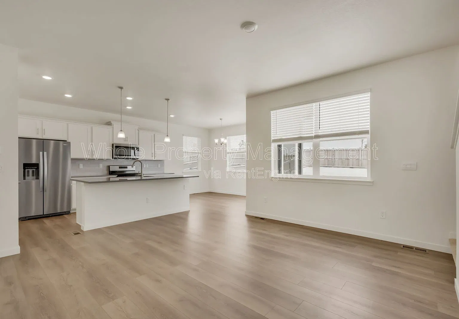 3 bed, 3.0 bath, 2279 sqft, $3,275 — Photo 4