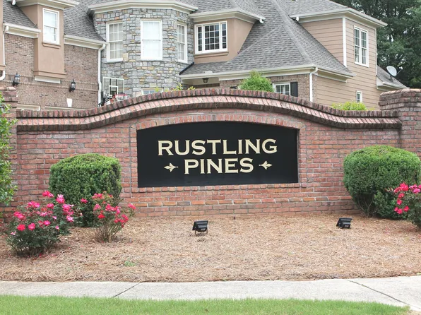 2709 Rustling Pines Ct, Marietta, GA 30062