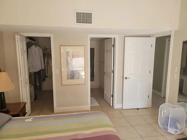 879 Meadowland Dr #K — Photo 3