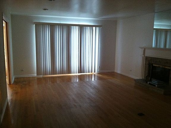 2nd image of 426 N Illinois Ave