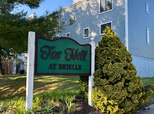 3 Black Pine Ln, Brielle, NJ 08730