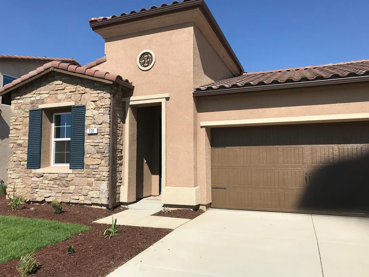 131 Barker Ln photo 1