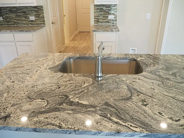 3117 Solana Cir — Photo 8