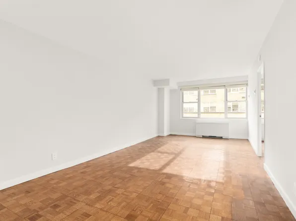 520 East 72nd Street image 1 of 5