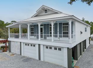 158 Boisdore Ave, Pass Christian, MS 39571