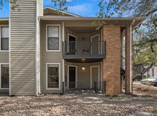 10616 Mellow Mdws APT 3A, Austin, TX 78750