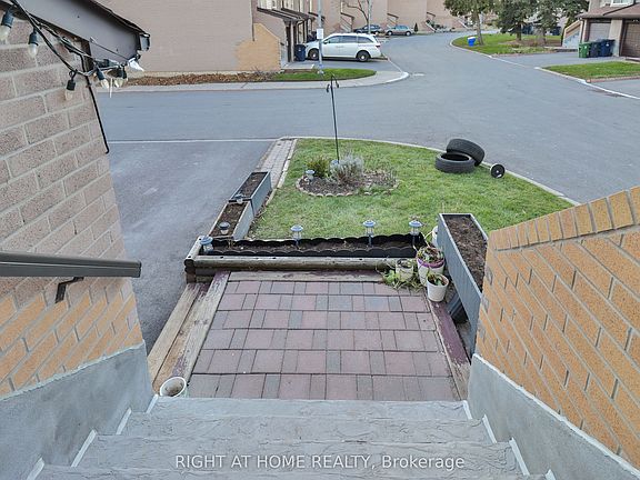 5th image of 55 Collinsgrove Rd #255