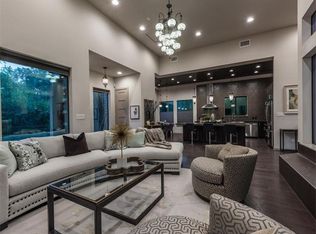 2005 Holly St, Austin, TX 78702