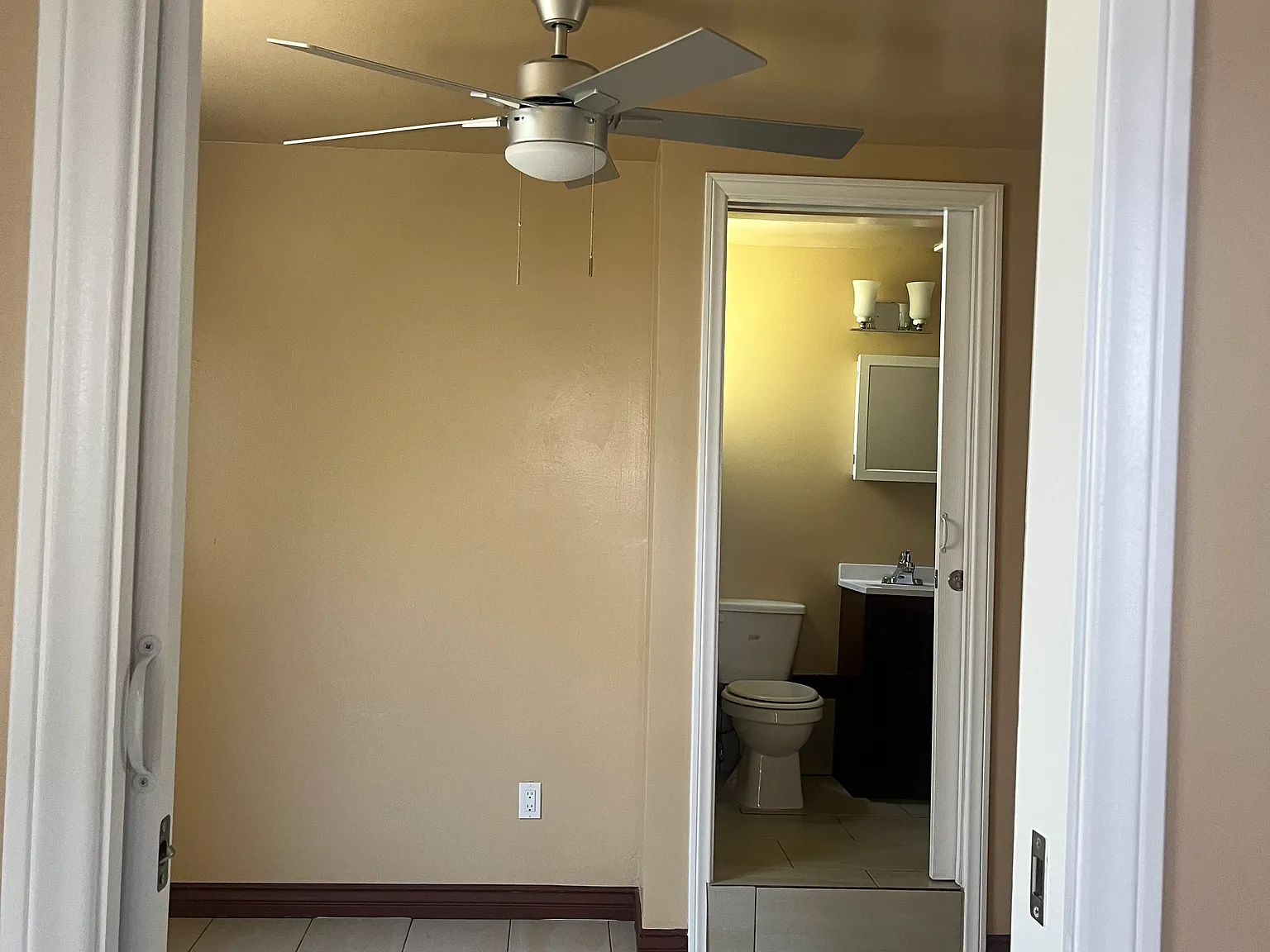 Case Ave, North Hollywood — Photo 4