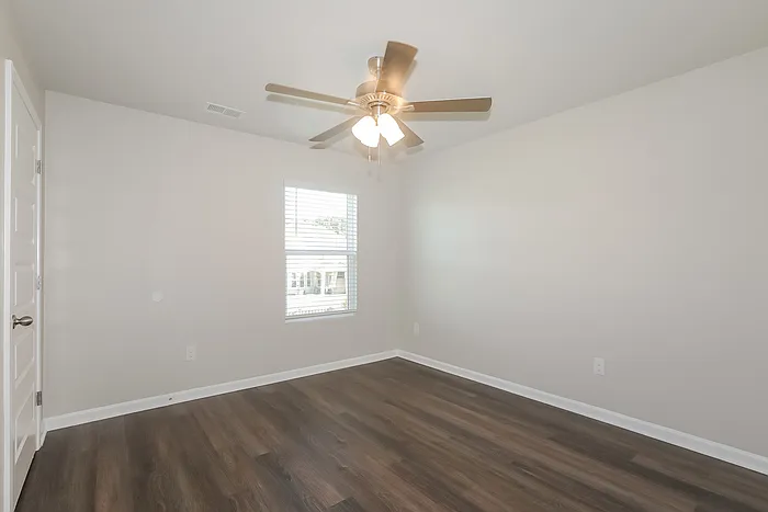 1321 Eldrick Ln — Photo 8