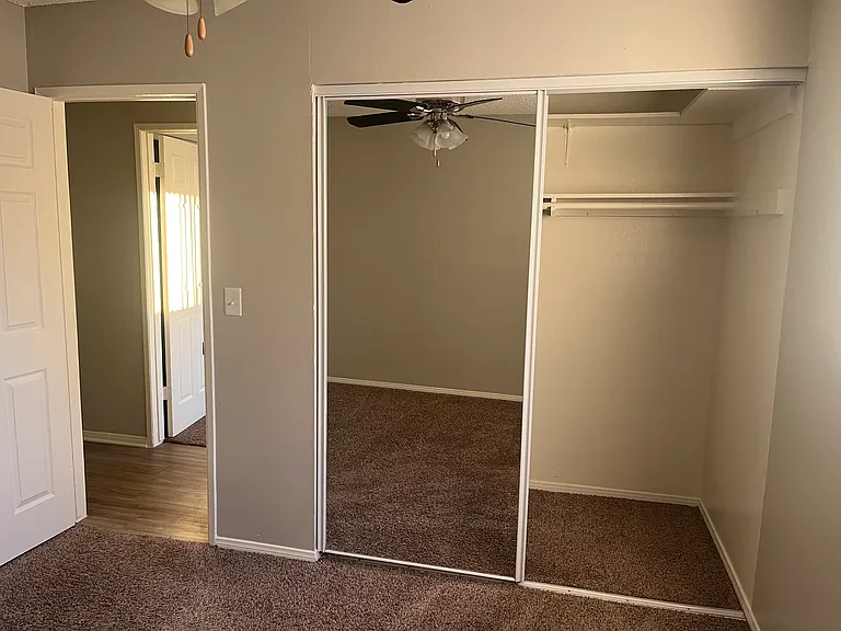 690 W San Jose Ave — Photo 33