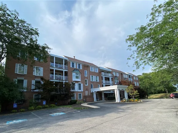 201 Kingsberry Cir APT 315, Pittsburgh, PA 15234