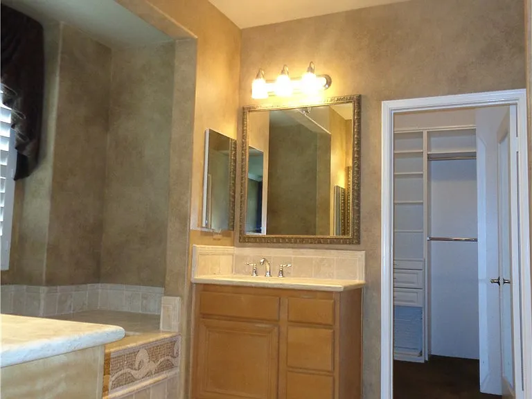 20904 Monarch Ln #27 — Photo 24