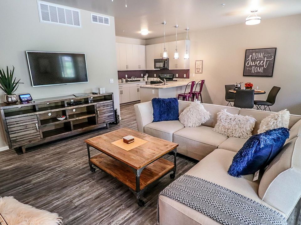 The Place at Silverbell Gateway Apartment Rentals with Virtual tours