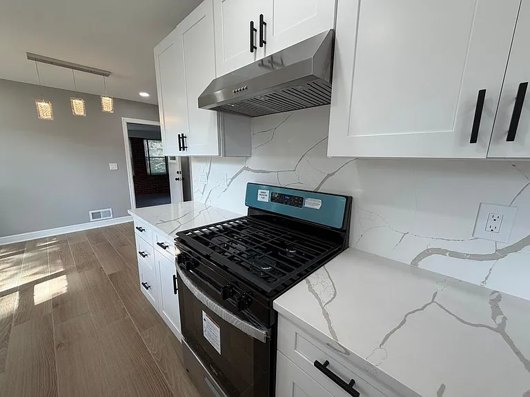 3442 Kershaw Rd NW — Photo 6