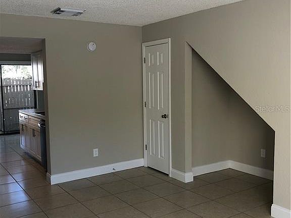 3rd image of 2052 Kings Hwy APT 26