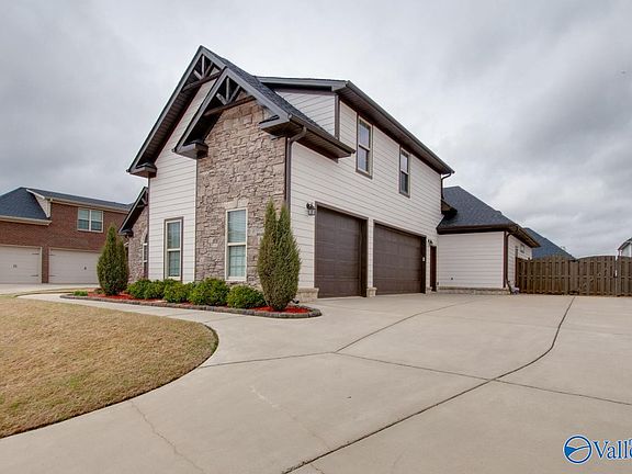 2nd image of 4417 Lake Willow Blvd