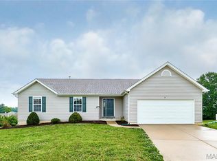 10 Sugarberry Ct, Troy, MO 63379